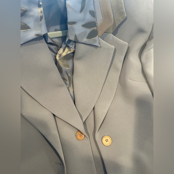 Absolu Paris Extraordinary Ensemble Suit - Picture 9 of 15